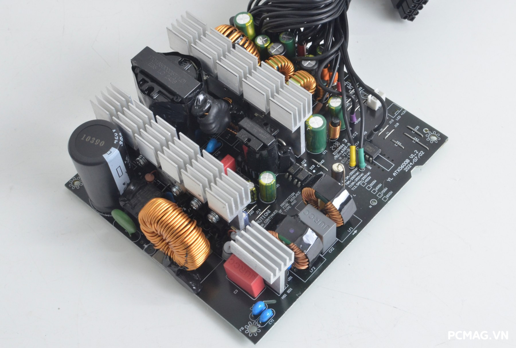 Đánh giá Nguồn 1ST PLAYER DK Premium Bronze 7.0 700W