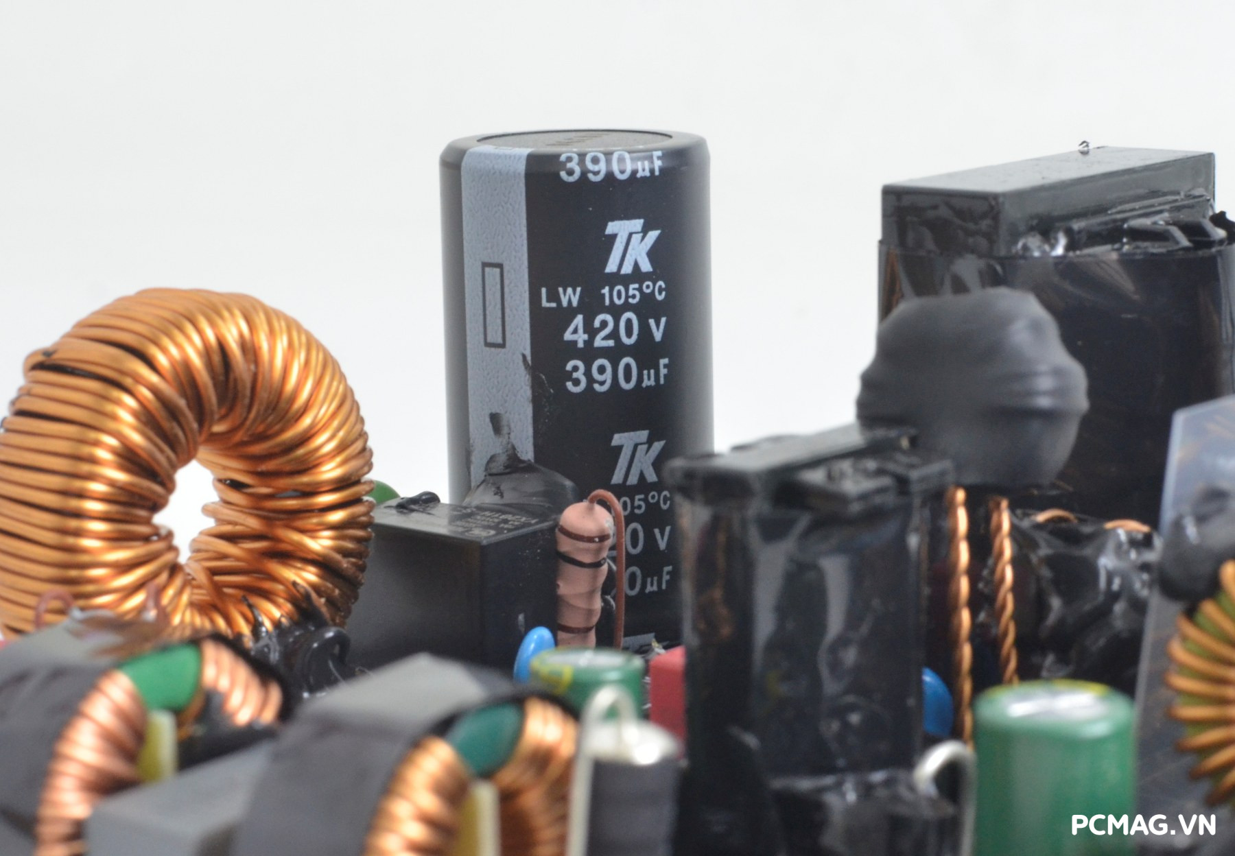 Đánh giá Nguồn 1ST PLAYER DK Premium Bronze 7.0 700W