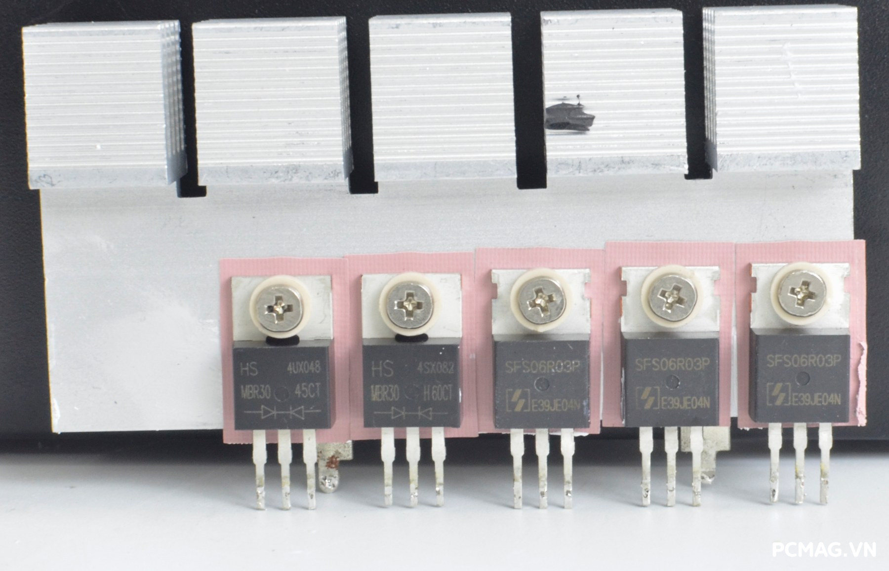 Đánh giá Nguồn 1ST PLAYER DK Premium Bronze 7.0 700W