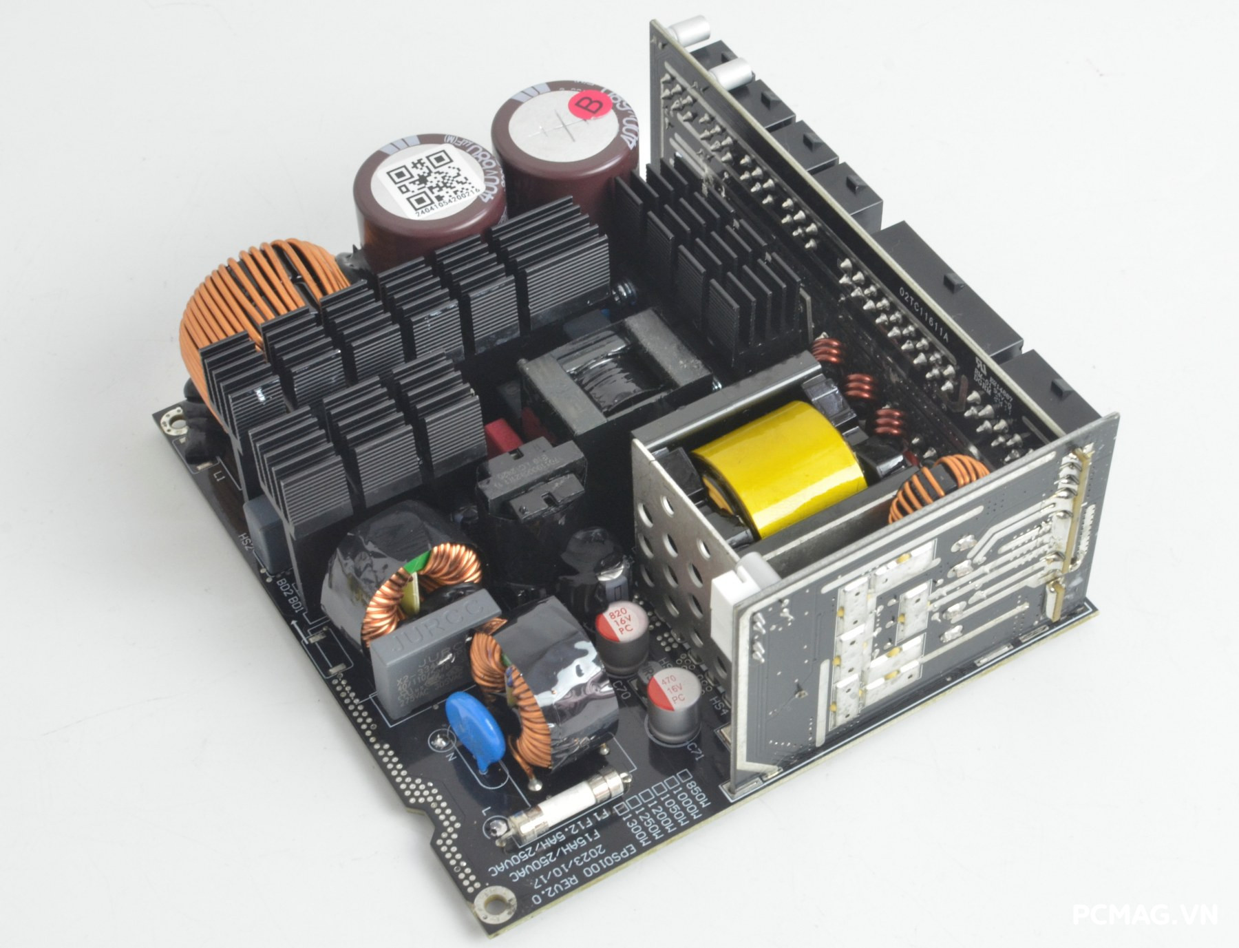 Đánh giá PSU 1ST PLAYER NGDP Platinum 1000W