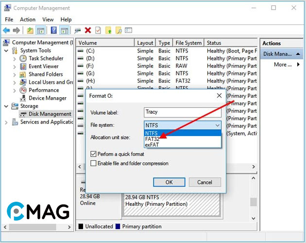 Thông qua Disk Management