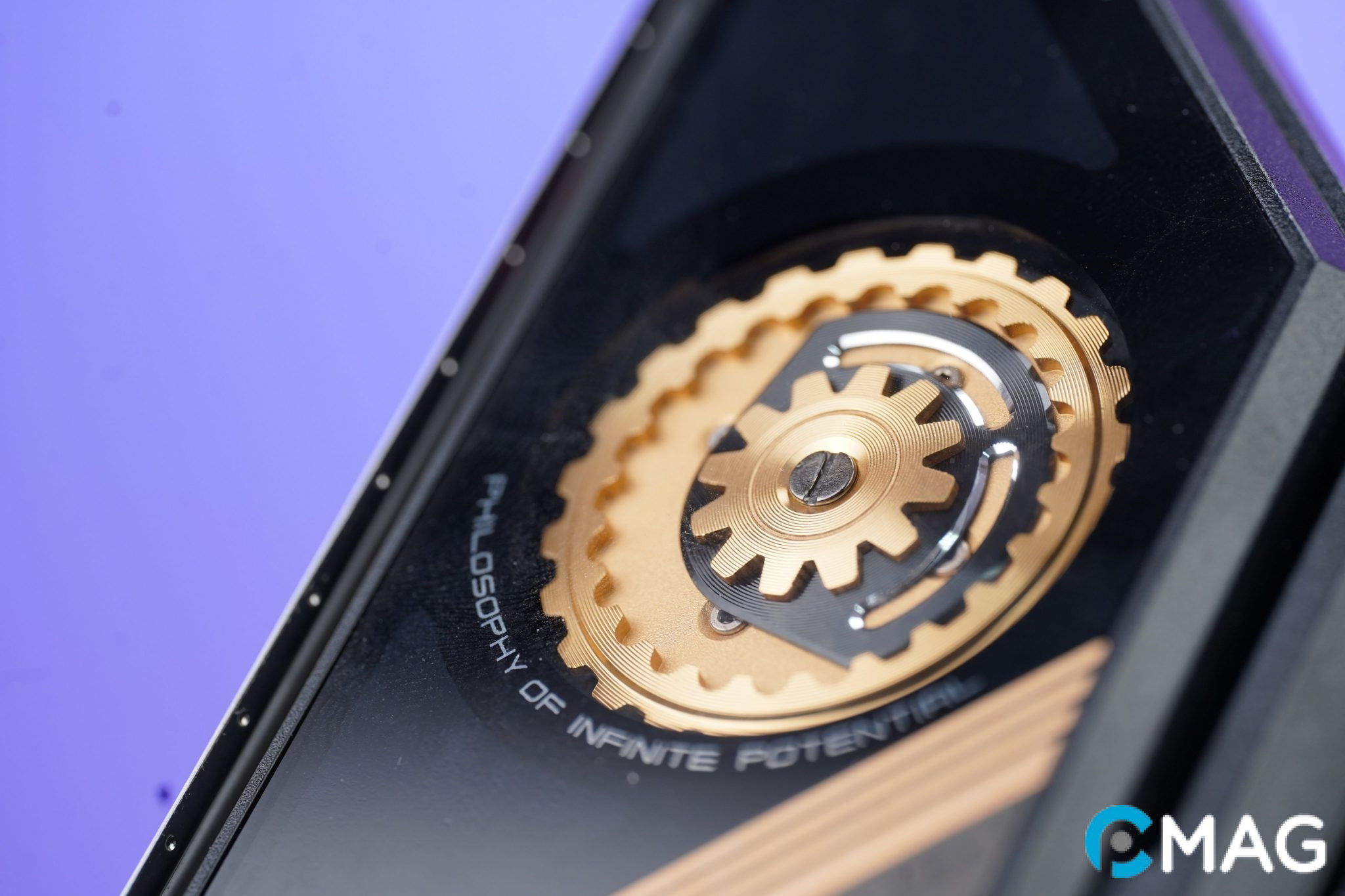 Logo bánh răng quay trơn tru