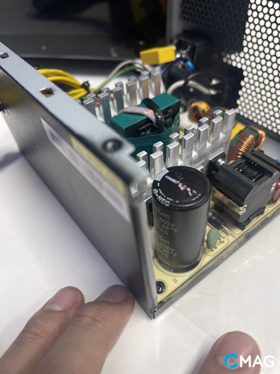 Đánh giá bộ nguồn DeepCool DA500 – Hiệu suất Bronze nhưng chỉ có 900K