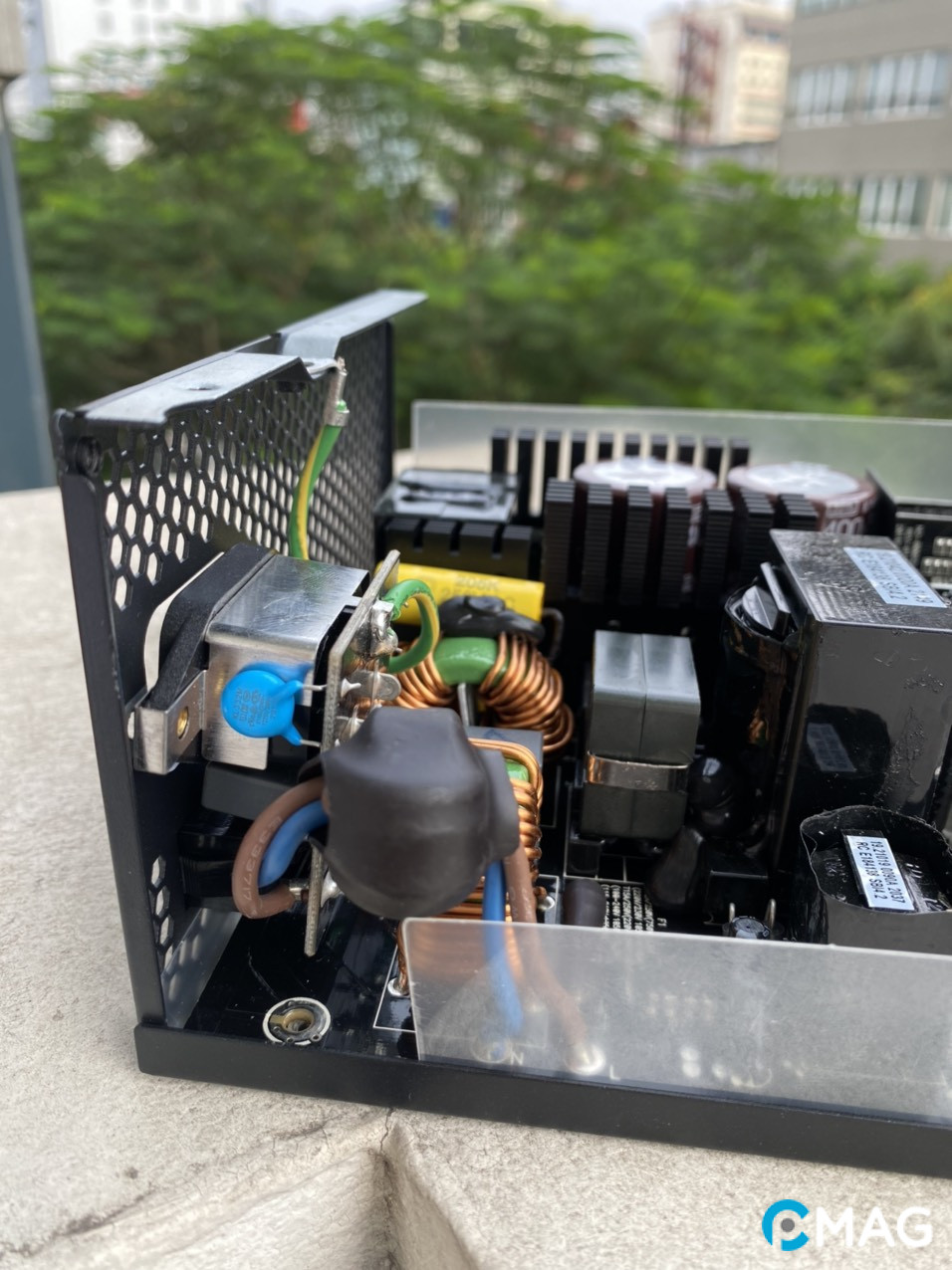 Đánh giá bộ nguồn Jetek RM Series Modular 1050 Gold – Mang lại chất lượng cao và sự tin cậy lớn cho một thương hiệu Việt