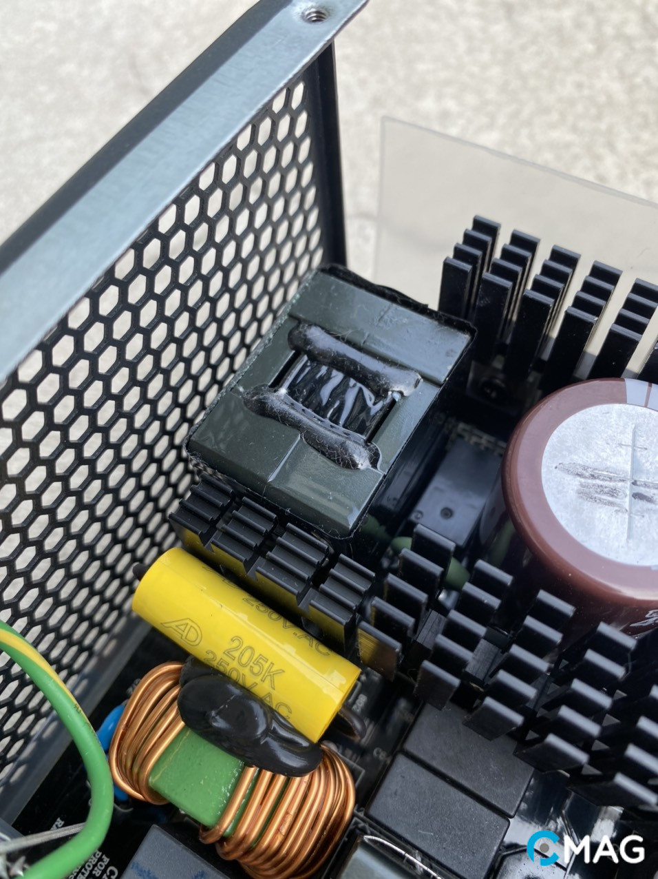 Đánh giá bộ nguồn Jetek RM Series Modular 1050 Gold – Mang lại chất lượng cao và sự tin cậy lớn cho một thương hiệu Việt