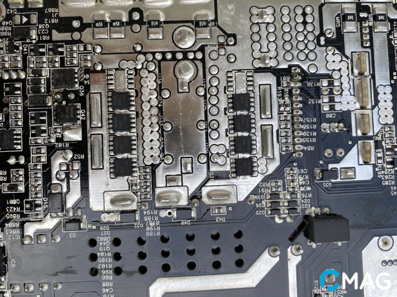 Đánh giá bộ nguồn Jetek RM Series Modular 1050 Gold – Mang lại chất lượng cao và sự tin cậy lớn cho một thương hiệu Việt