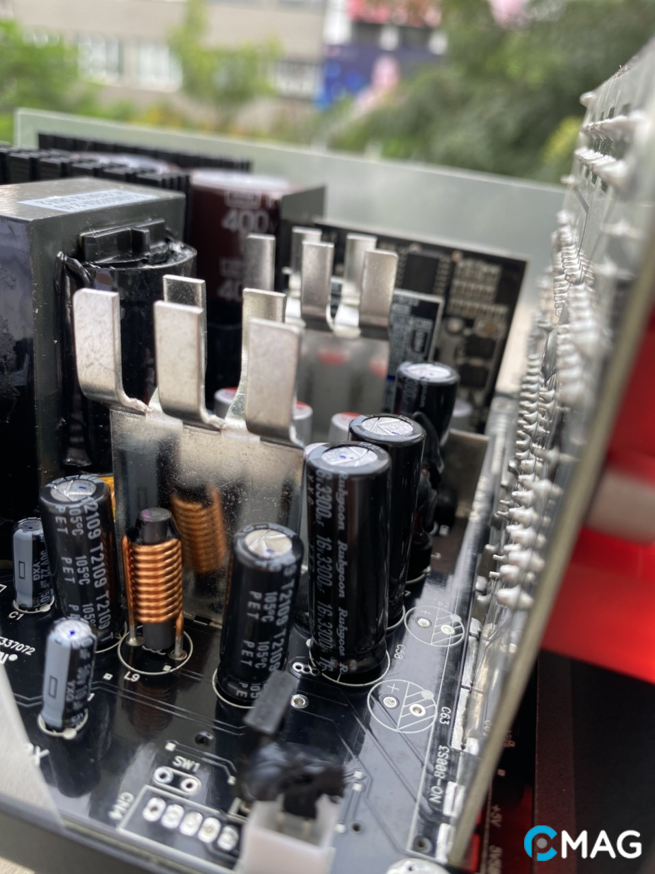 Đánh giá bộ nguồn Jetek RM Series Modular 1050 Gold – Mang lại chất lượng cao và sự tin cậy lớn cho một thương hiệu Việt