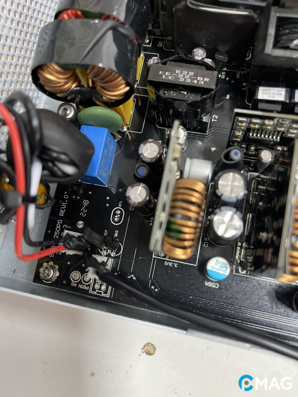 Đánh giá bộ nguồn Segotep KL 1250G – Bộ nguồn tiêu chuẩn ATX 3.0 có chất lượng tốt