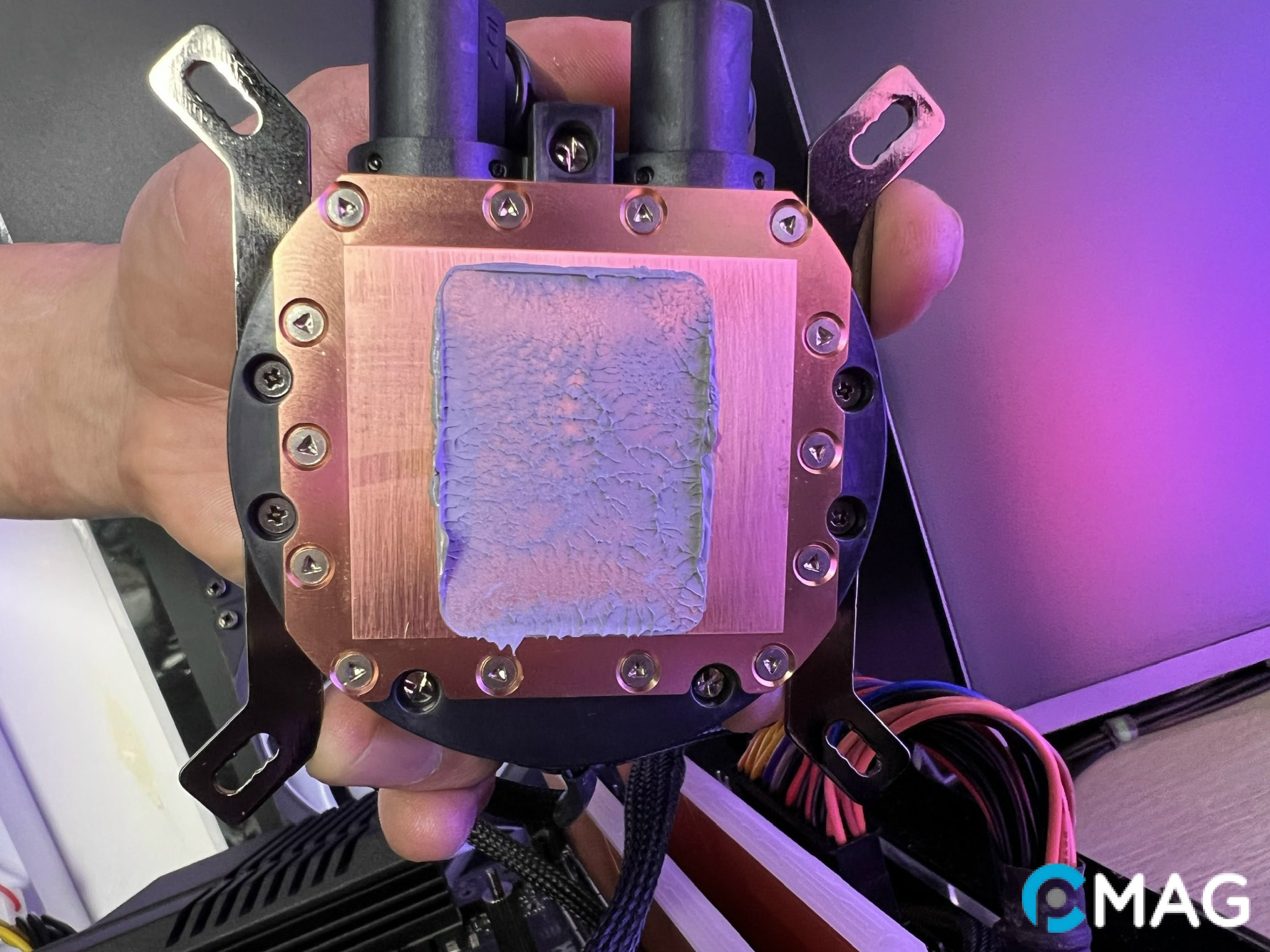 Bề mặt phù hợp với các vi xử lý Intel Gen 12