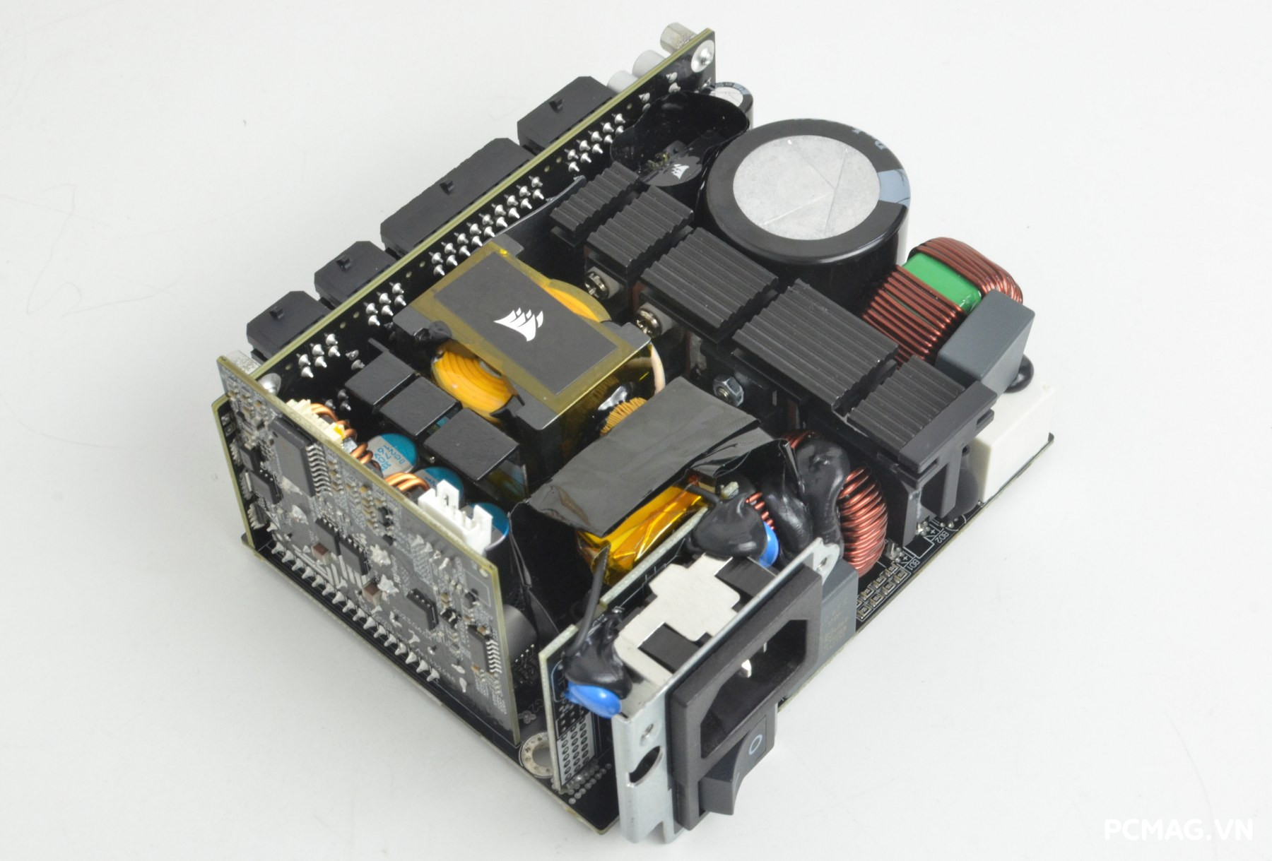 Đánh giá Corsair SFX SF1000 1000W