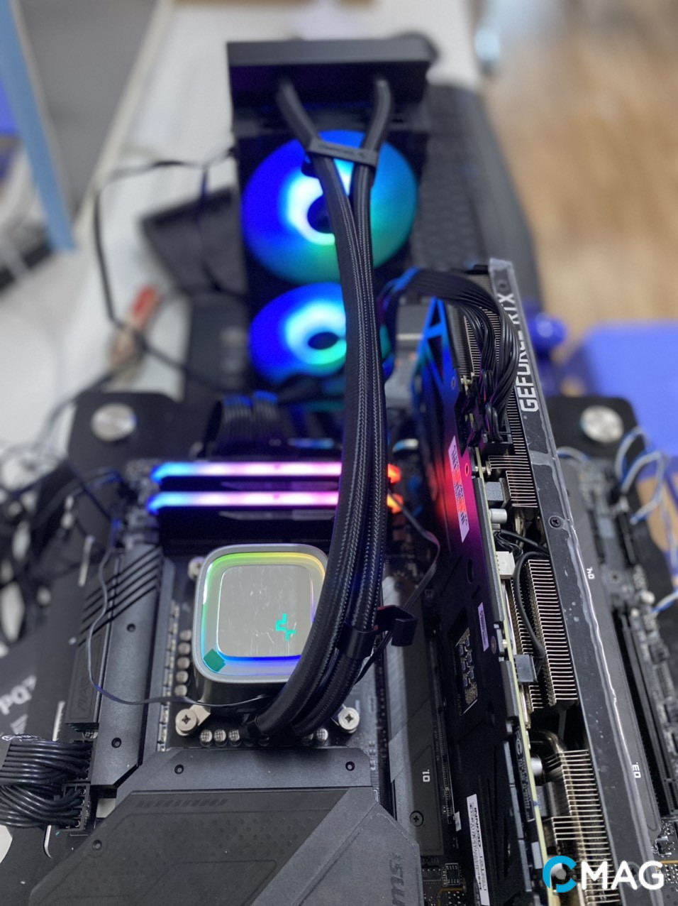 Đánh giá DeepCool LS520 – AIO chất lượng với tính thẩm mỹ cao