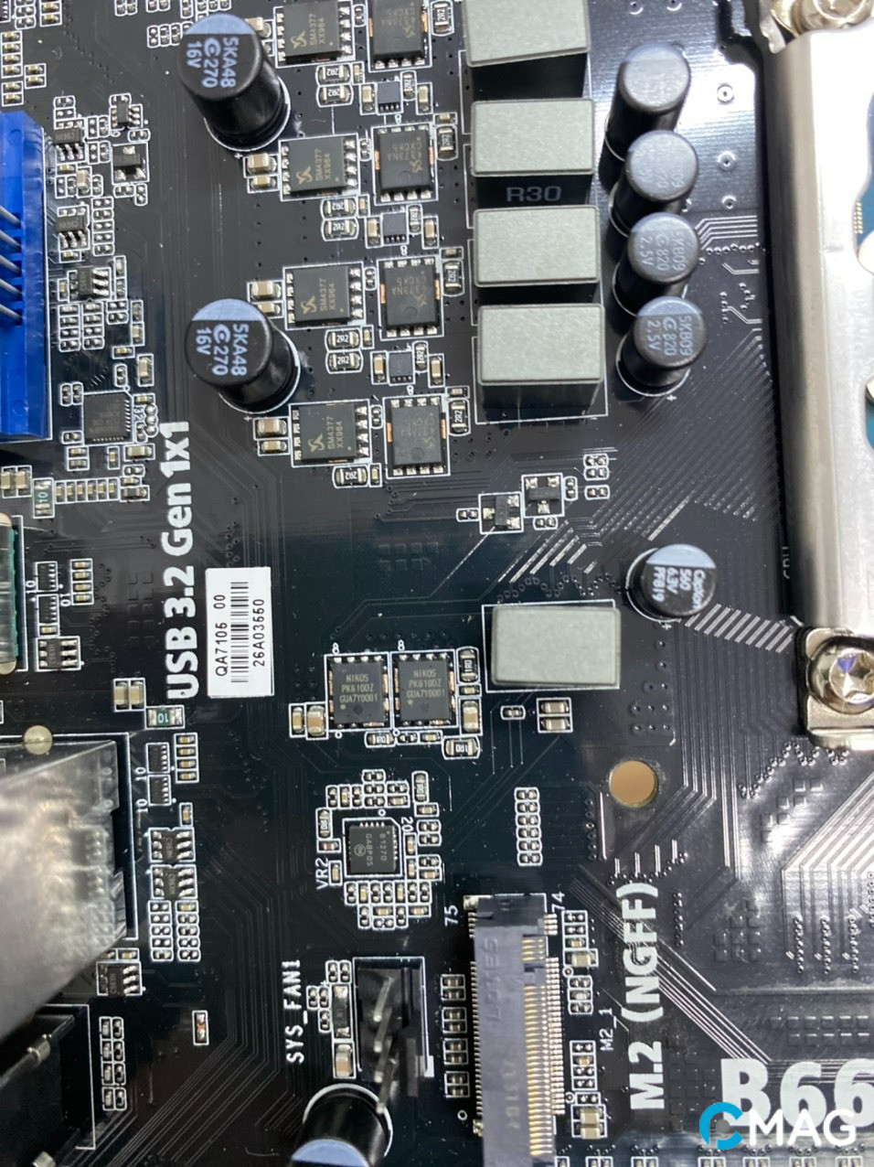 Mạch VRM giúp tải tốt các vi xử lý có TDP 100W