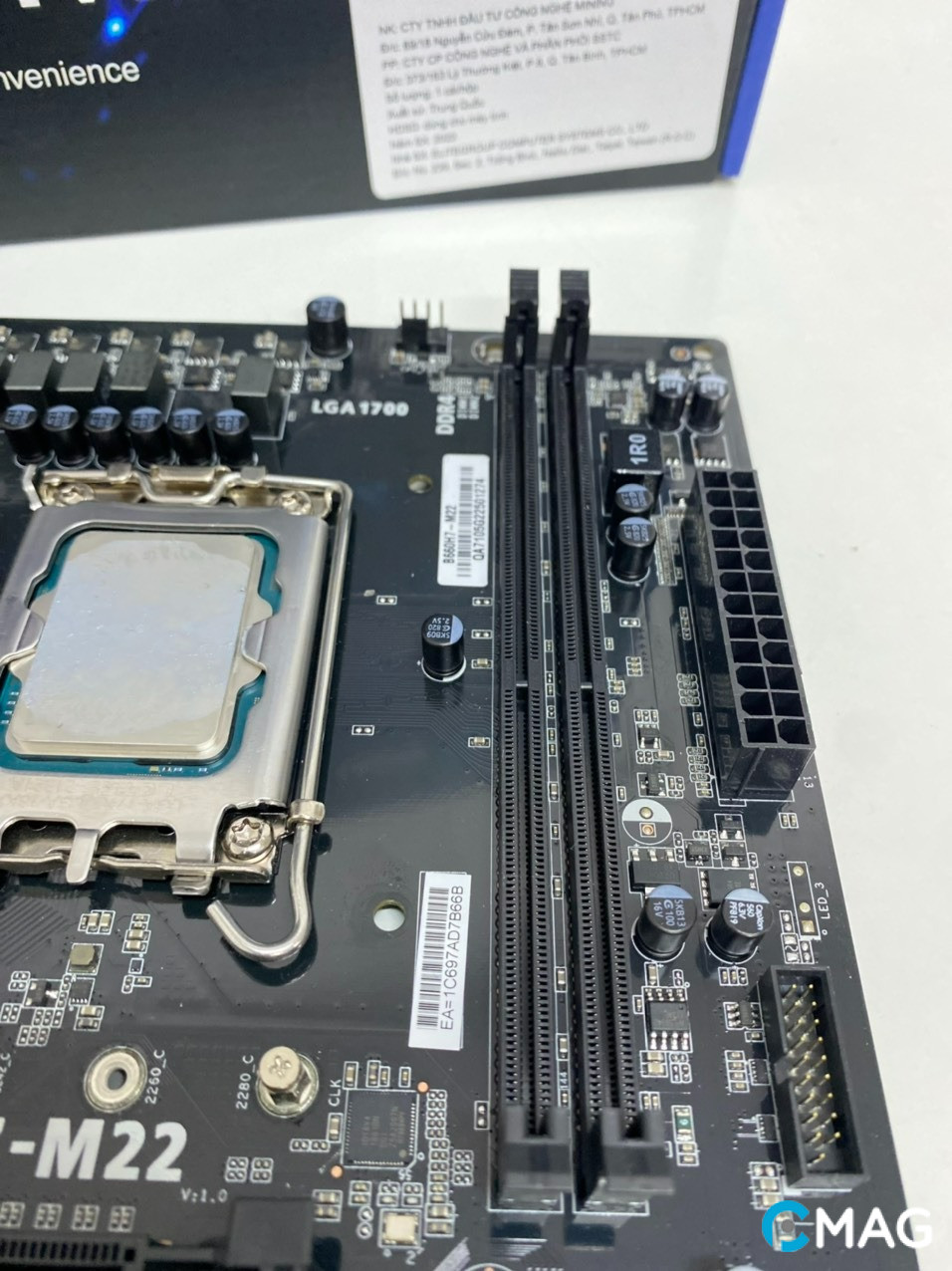 Hỗ trợ bộ nhớ DDR4 với xung nhịp cao