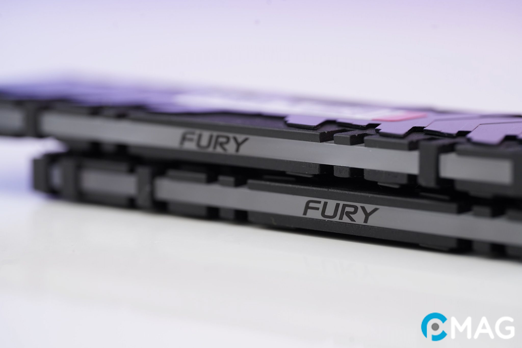 Bên trong FURY Renegade RGB DDR4-4600 CL19