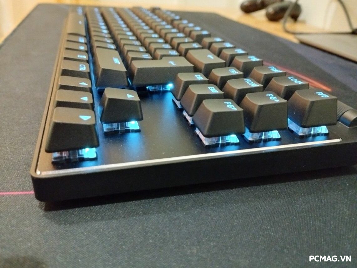 Logitech G Pro X TKL Lightspeed - Đánh Giá Gaming Gear