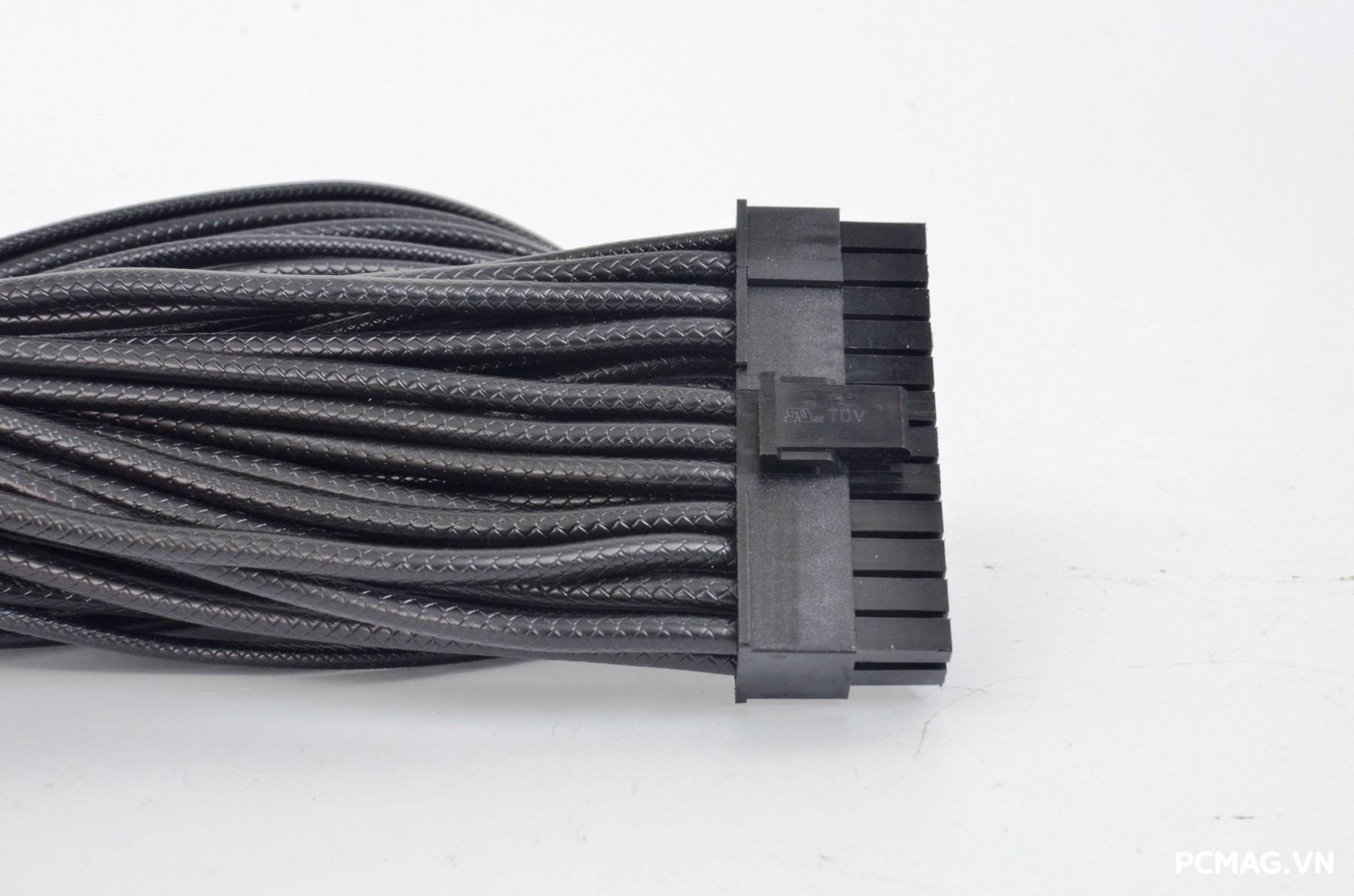 Phanteks AMP GH 1200W ATX3.1/PCIe5.1