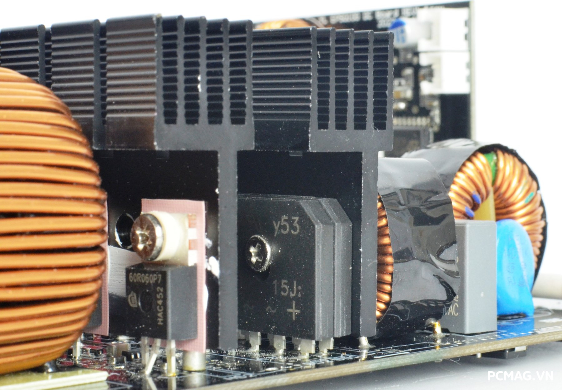 Phanteks AMP GH 1200W ATX3.1/PCIe5.1