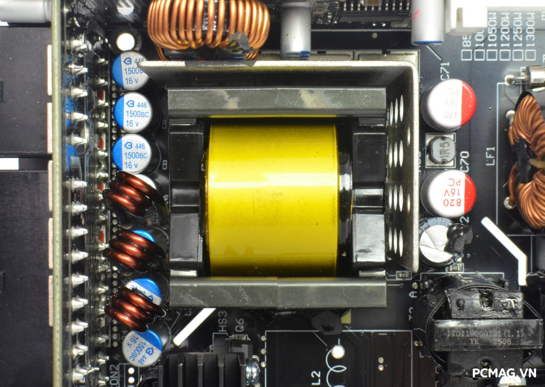 Phanteks AMP GH 1200W ATX3.1/PCIe5.1