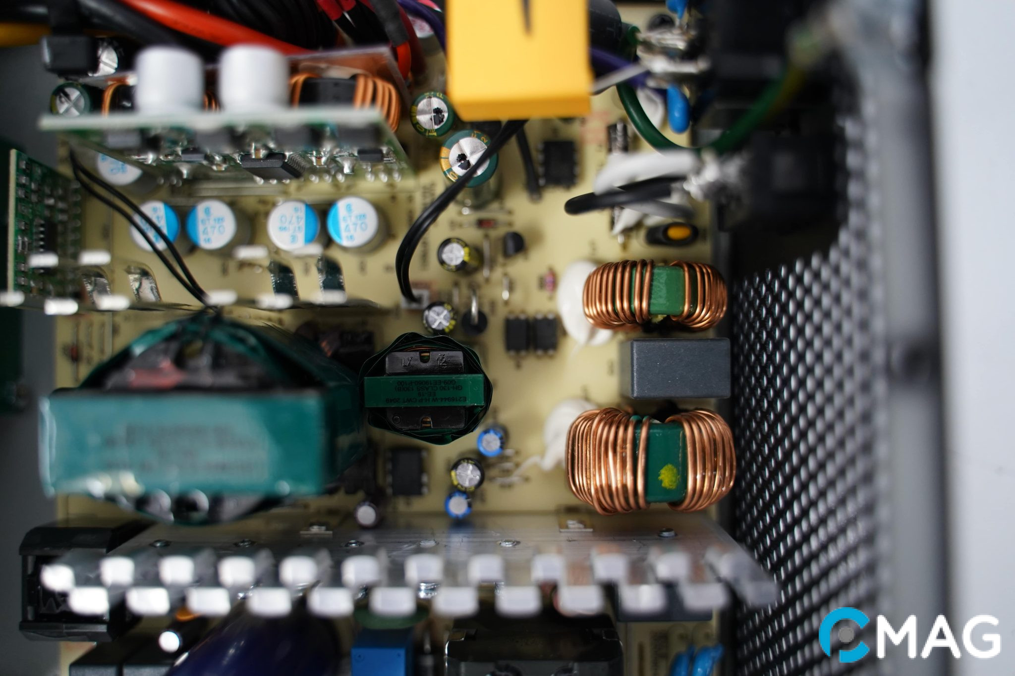 Đánh giá PSU Sharkoon WPM Gold ZEZO 750W – Thêm lựa chọn cho người dùng ở phân khúc tầm trung