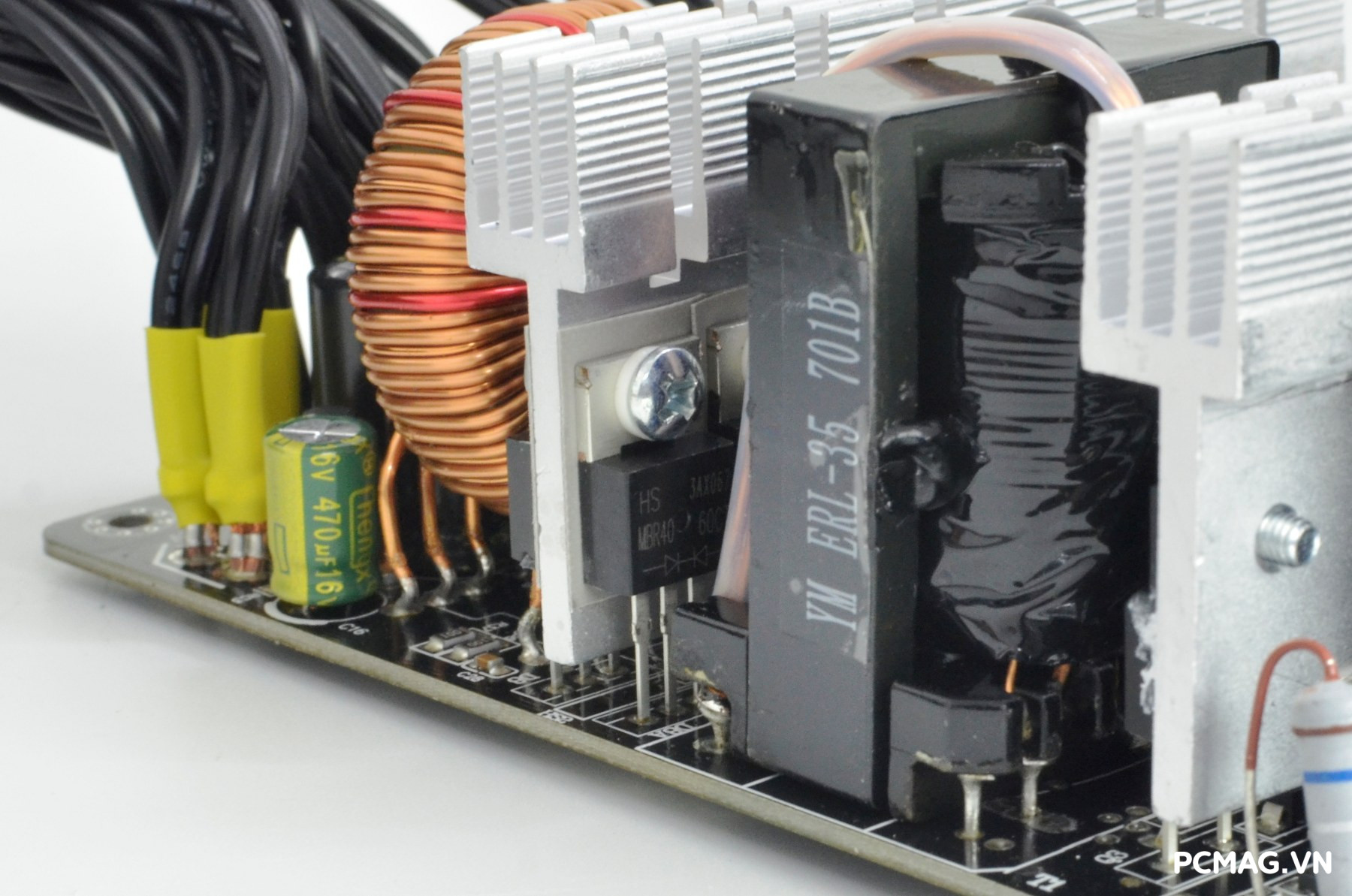 Đánh giá PSU T-WOLF TW-P650RGB PLUS 650W