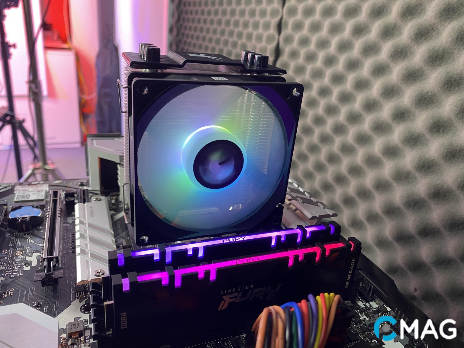 tan-nhiet-khi-gia-300k-can-core-i9-12900k-10 Hệ thống PC thử nghiệm