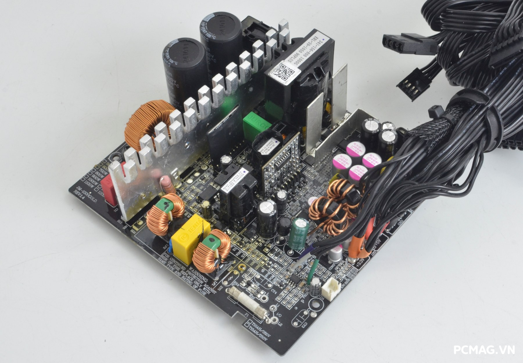Đánh giá PSU VSP VXP650SGVN 650W (Straight-Line)
