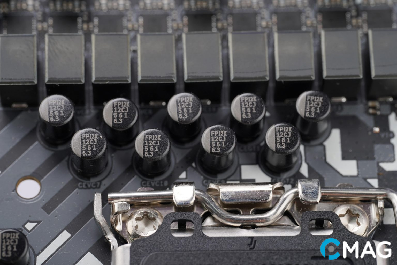 Đánh giá Z690 Steel Legend Wifi 6E